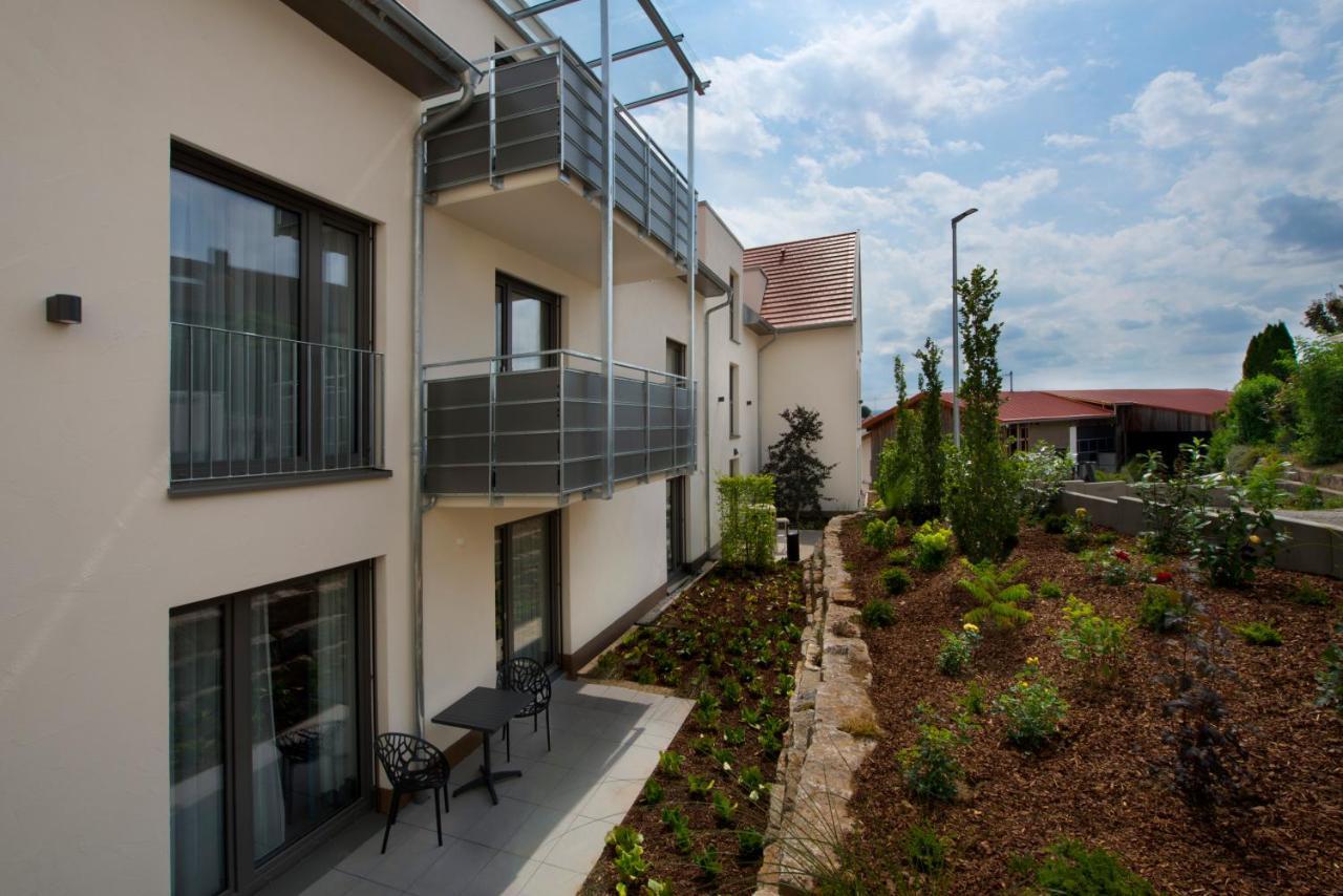 Hotel Zum Gruenen Baum Pfahlheim Exterior foto